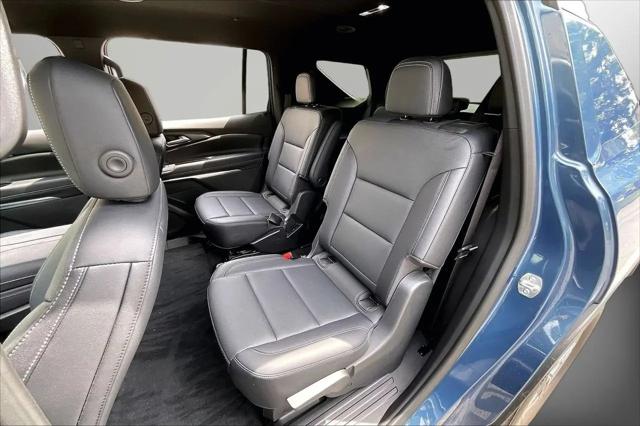 2025 Chevrolet Traverse FWD LT