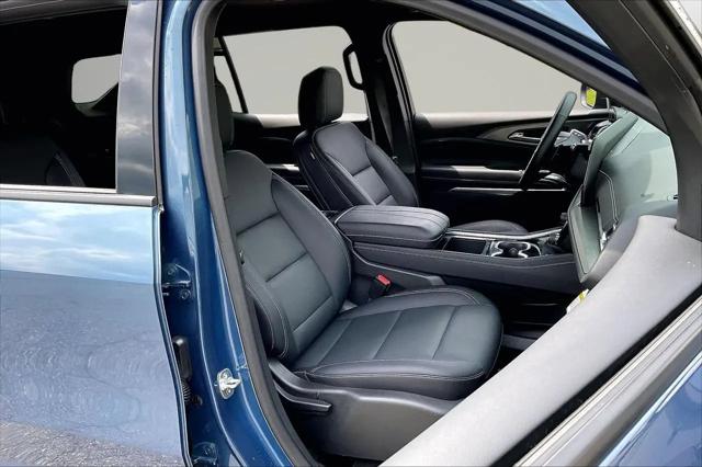 2025 Chevrolet Traverse FWD LT