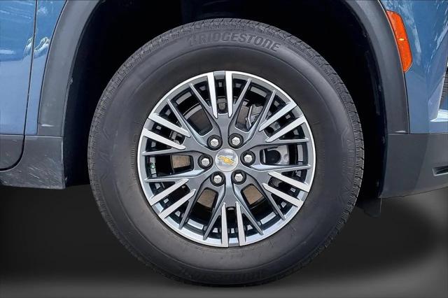 2025 Chevrolet Traverse FWD LT
