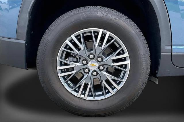 2025 Chevrolet Traverse FWD LT