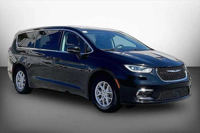 2024 Chrysler Pacifica Touring L for sale in Cornelius, NC