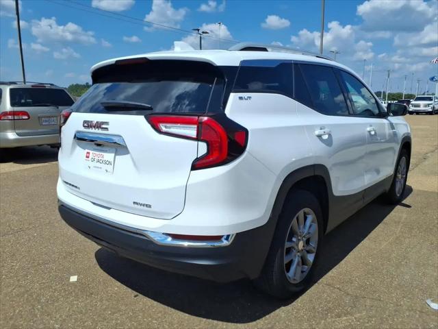 2024 GMC Terrain AWD SLT