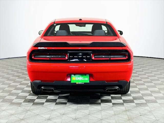 2016 Dodge Challenger SXT