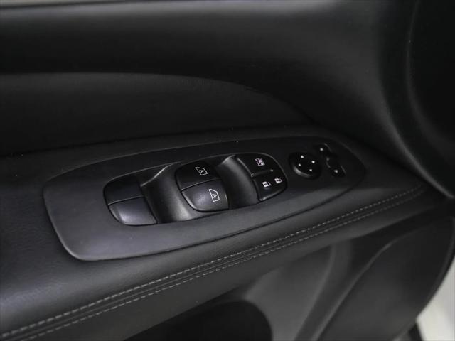 2017 Nissan Pathfinder SL