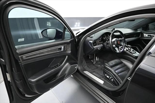 2018 Porsche Panamera Turbo