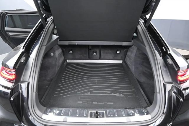 2018 Porsche Panamera Turbo