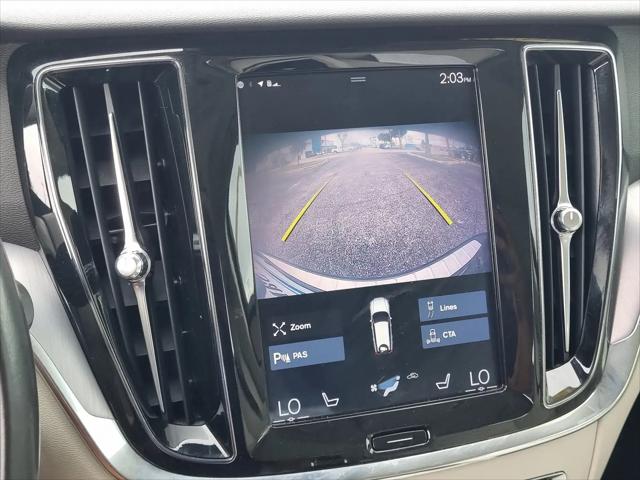2020 Volvo V60 T5 Momentum