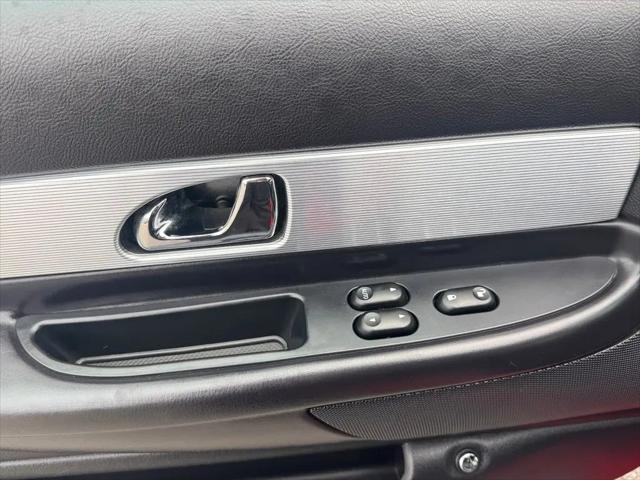 2004 Ford Thunderbird Premium