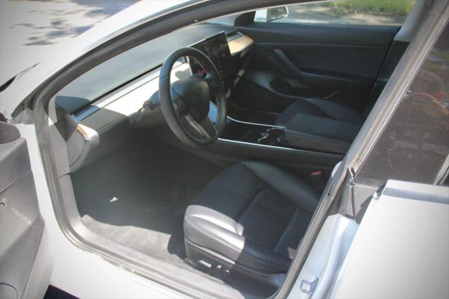 2020 Tesla Model 3 Standard Range Rear-Wheel Drive