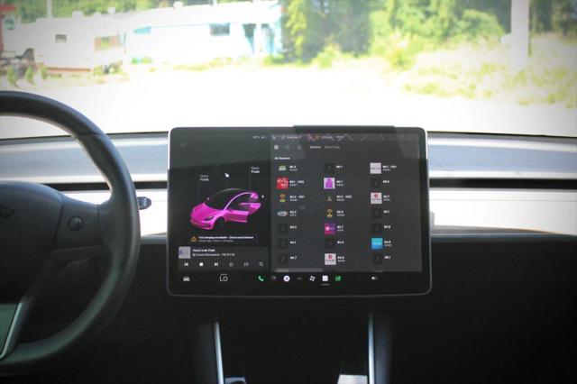 2020 Tesla Model 3 Standard Range Rear-Wheel Drive