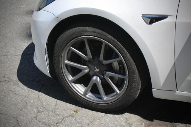 2020 Tesla Model 3 Standard Range Rear-Wheel Drive