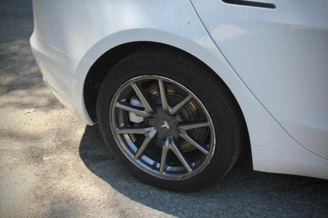 2020 Tesla Model 3 Standard Range Rear-Wheel Drive