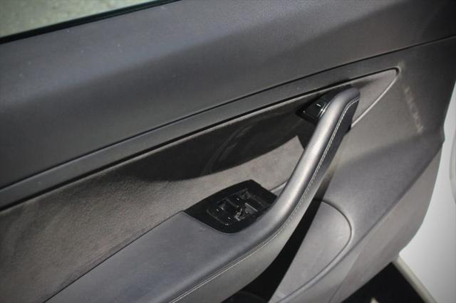 2020 Tesla Model 3 Standard Range Rear-Wheel Drive