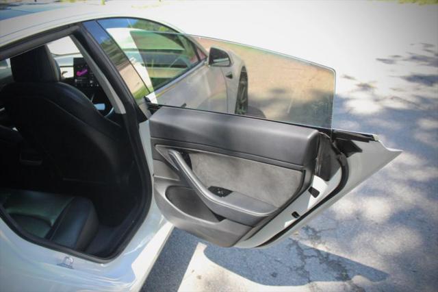 2020 Tesla Model 3 Standard Range Rear-Wheel Drive