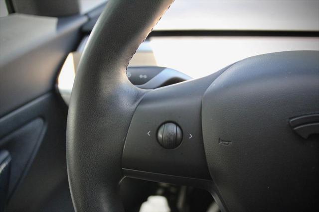 2020 Tesla Model 3 Standard Range Rear-Wheel Drive