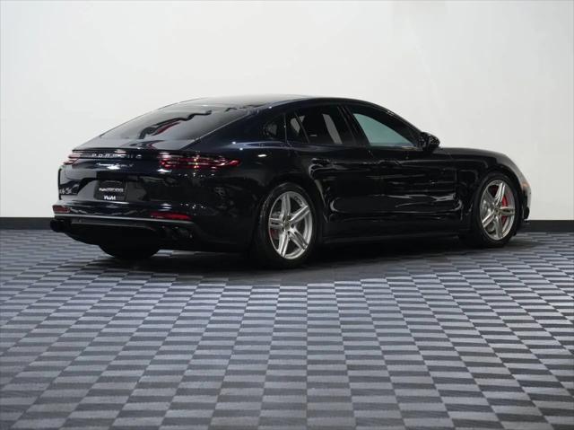 2017 Porsche Panamera Turbo
