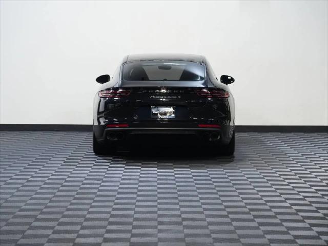 2017 Porsche Panamera Turbo
