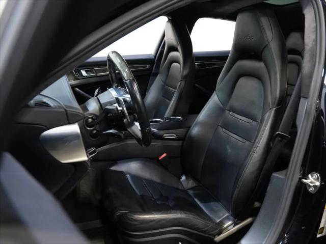2017 Porsche Panamera Turbo