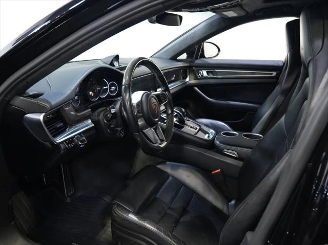 2017 Porsche Panamera Turbo