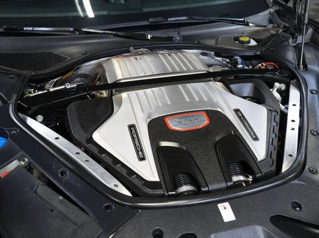 2017 Porsche Panamera Turbo