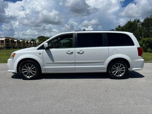 2014 Dodge Grand Caravan SXT 30th Anniversary