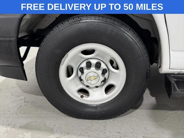 2023 Chevrolet Express Passenger RWD 3500 Extended Wheelbase LS