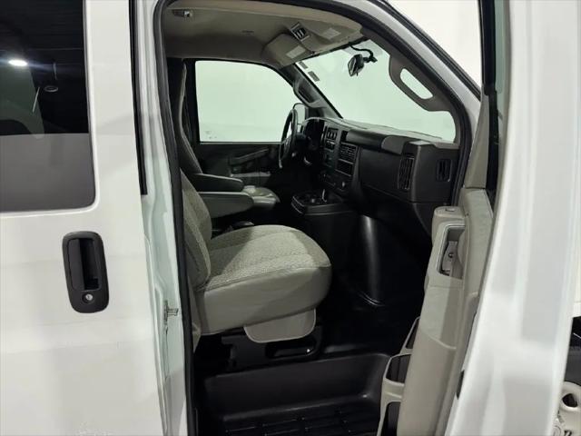 2023 Chevrolet Express Passenger RWD 3500 Extended Wheelbase LS