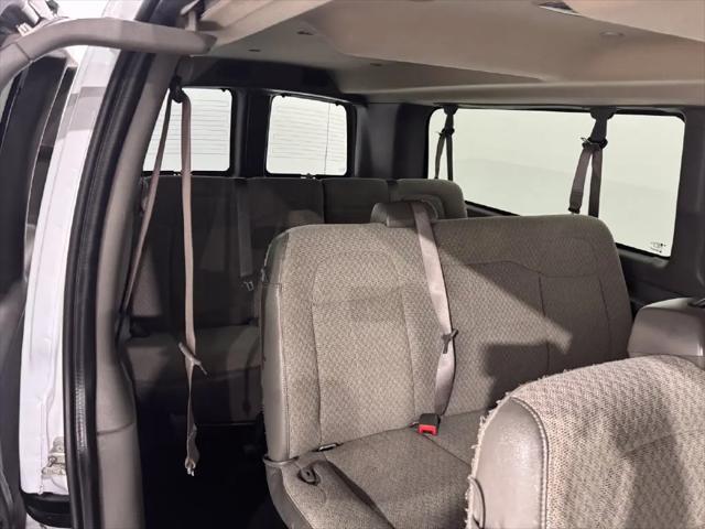 2023 Chevrolet Express Passenger RWD 3500 Extended Wheelbase LS