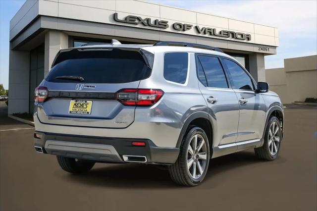 2023 Honda Pilot 2WD Touring