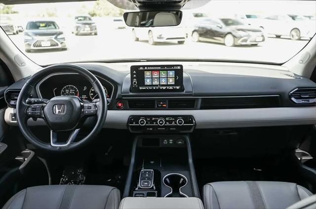 2023 Honda Pilot 2WD Touring