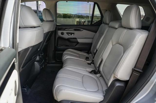 2023 Honda Pilot 2WD Touring