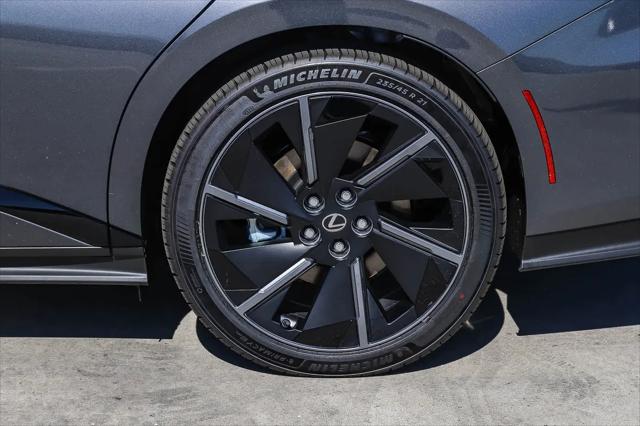 2026 Lexus 500e Premium AWD