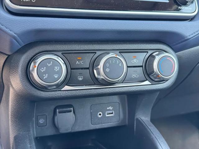 2024 Nissan Versa 1.6 SV