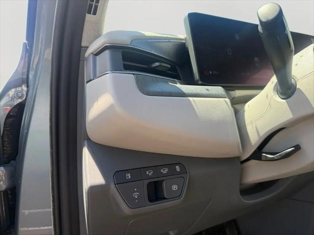 2024 Kia EV9 Wind