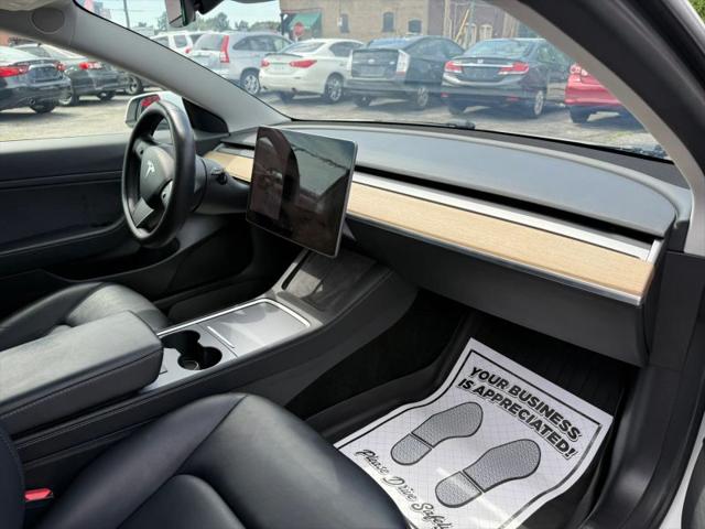 2021 Tesla Model 3 Standard Range Plus Rear-Wheel Drive