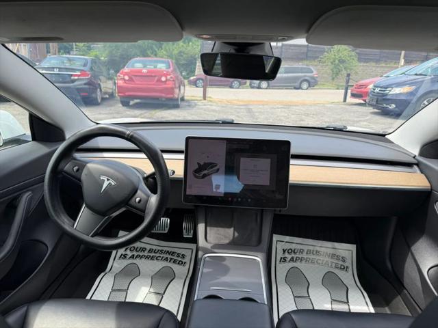 2021 Tesla Model 3 Standard Range Plus Rear-Wheel Drive