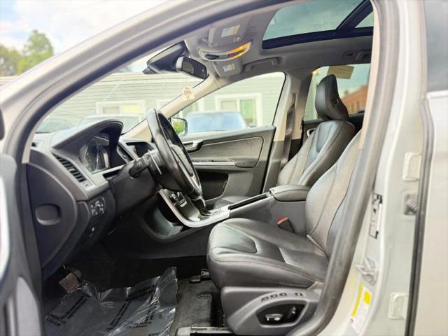 2015 Volvo XC60 T6 Platinum
