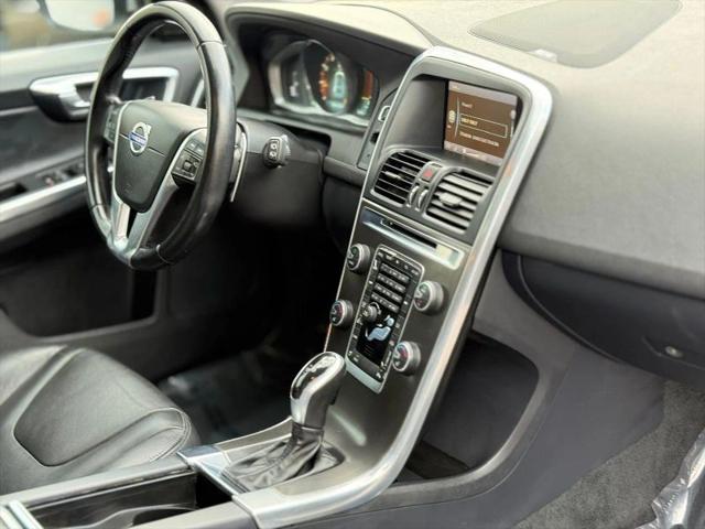 2015 Volvo XC60 T6 Platinum