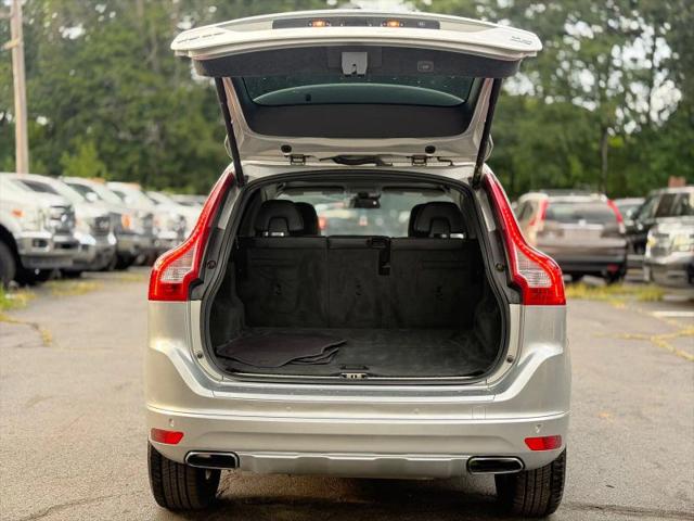 2015 Volvo XC60 T6 Platinum