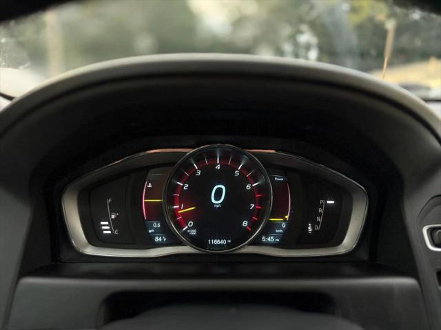 2015 Volvo XC60 T6 Platinum