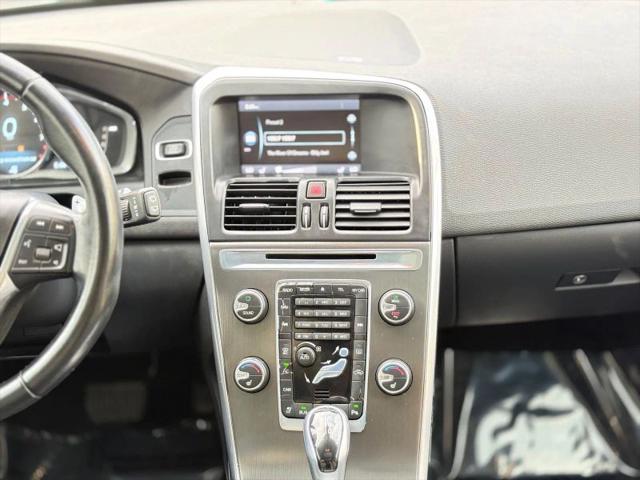 2015 Volvo XC60 T6 Platinum
