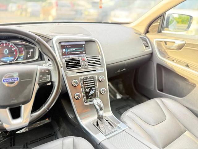 2015 Volvo XC60 T6 Platinum