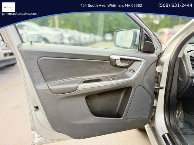 2015 Volvo XC60 T6 Platinum
