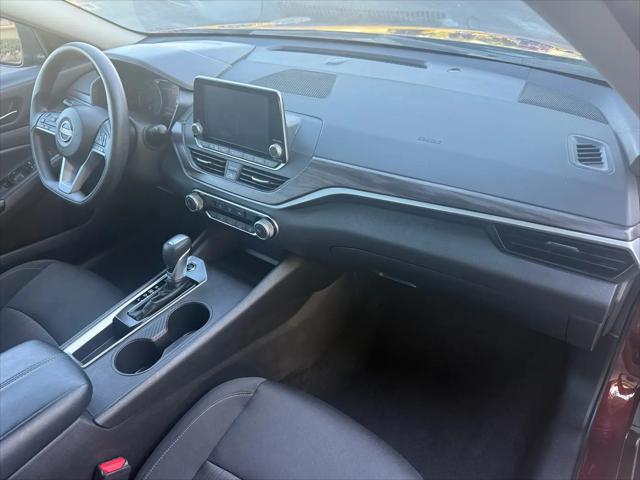2025 Nissan Altima SV FWD