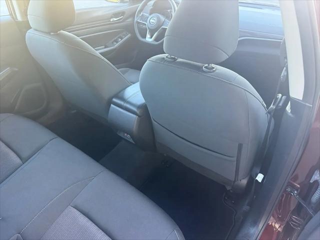 2025 Nissan Altima SV FWD