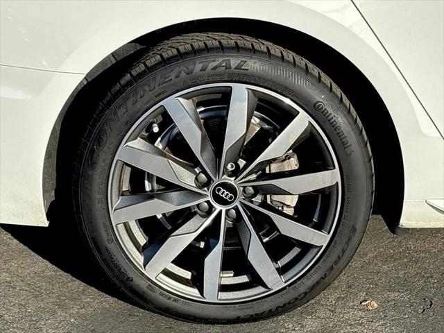 2023 Audi A4 Premium Plus 40 TFSI quattro S tronic