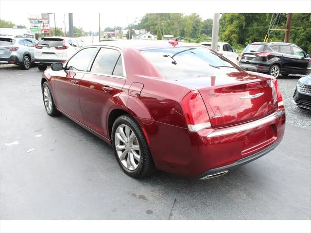 2019 Chrysler 300 Touring L AWD