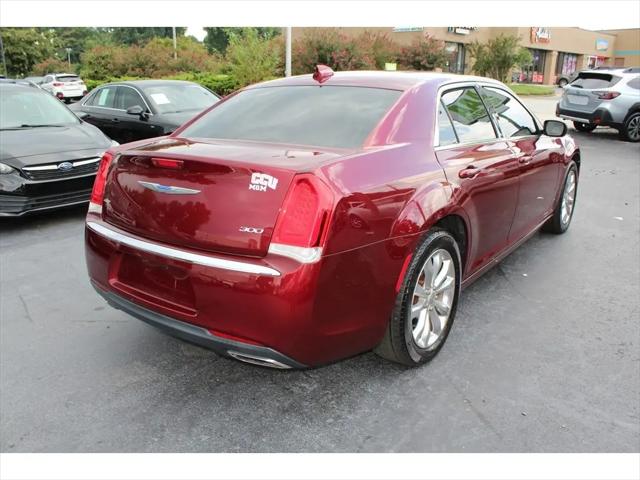 2019 Chrysler 300 Touring L AWD