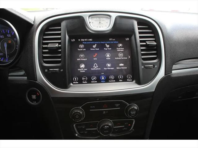 2019 Chrysler 300 Touring L AWD