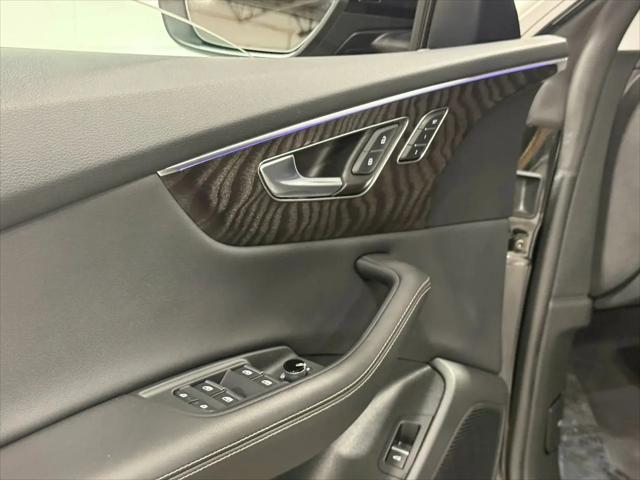 2023 Audi Q8 Premium Plus 55 TFSI quattro Tiptronic